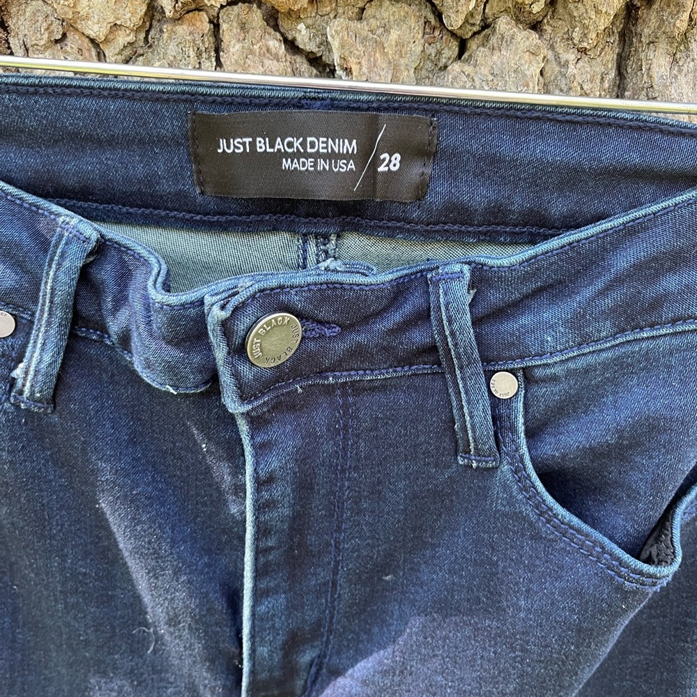 Just Black Denim Skinny Jean in size 28 - Picture 4 of 4